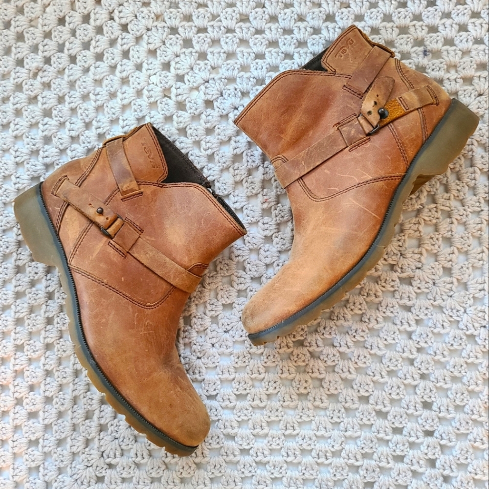 TEVA De La Vina Ankle Boot